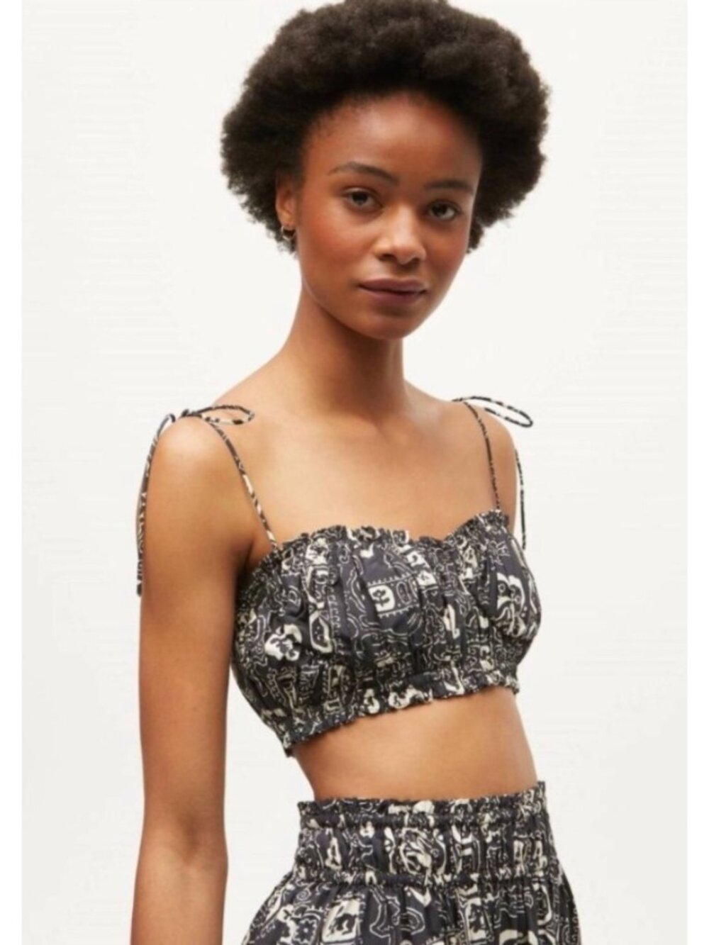 NEW Rhode Pari Top Bapu Bazaar Black Cropped Bra Tie-Strap Smocked Top 10